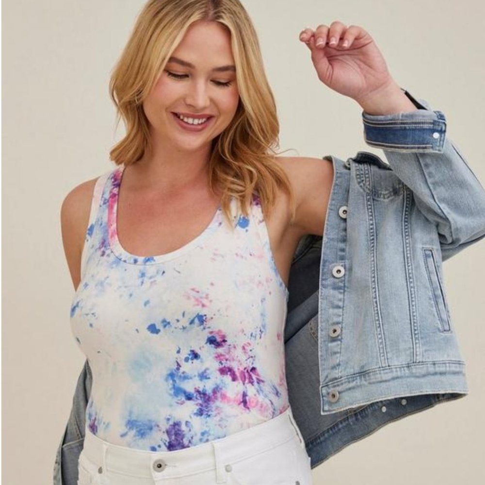 Torrid Foxy Scoop Neck Racerback Tank size 2 NWT